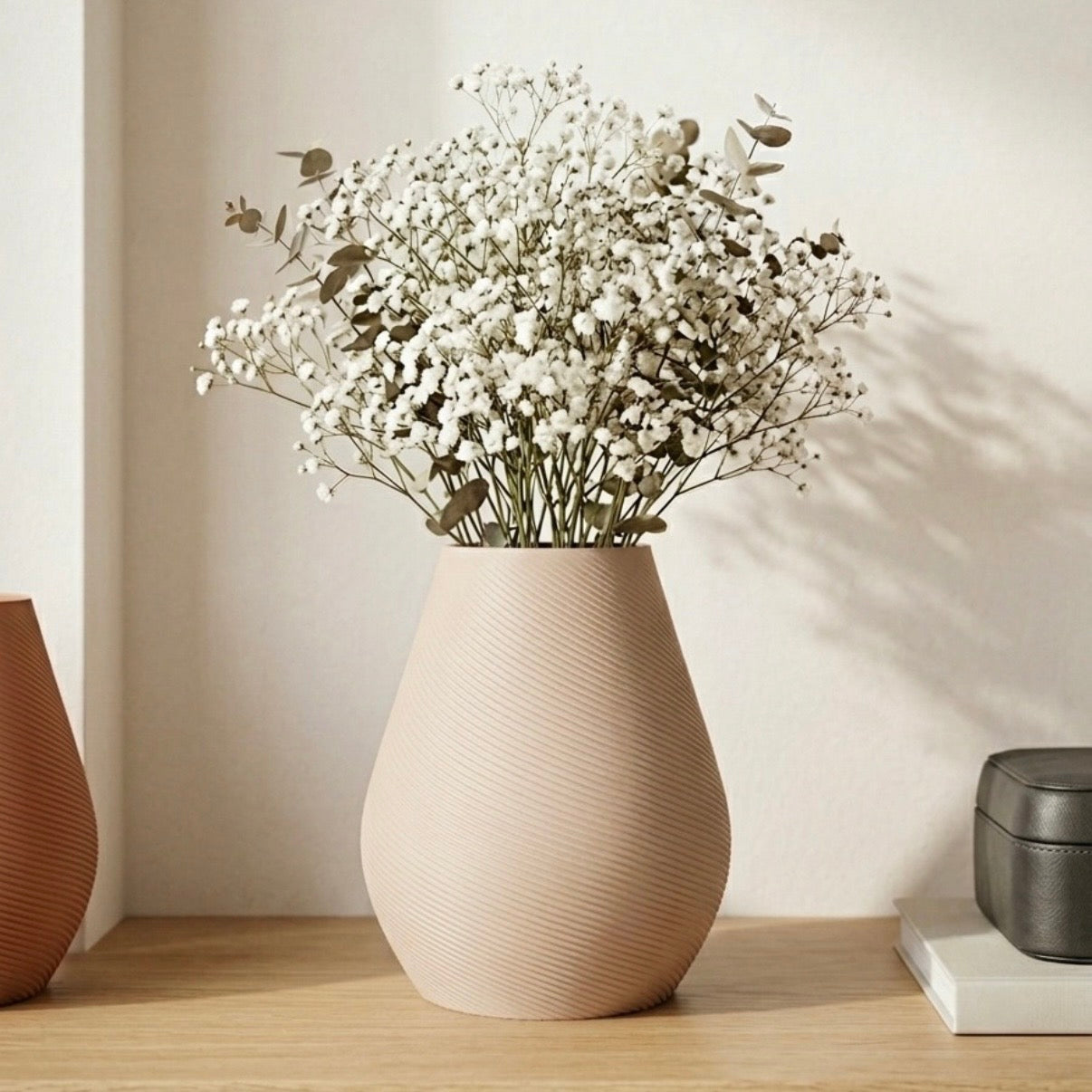 Eclipse - Ridged Effect Vase
